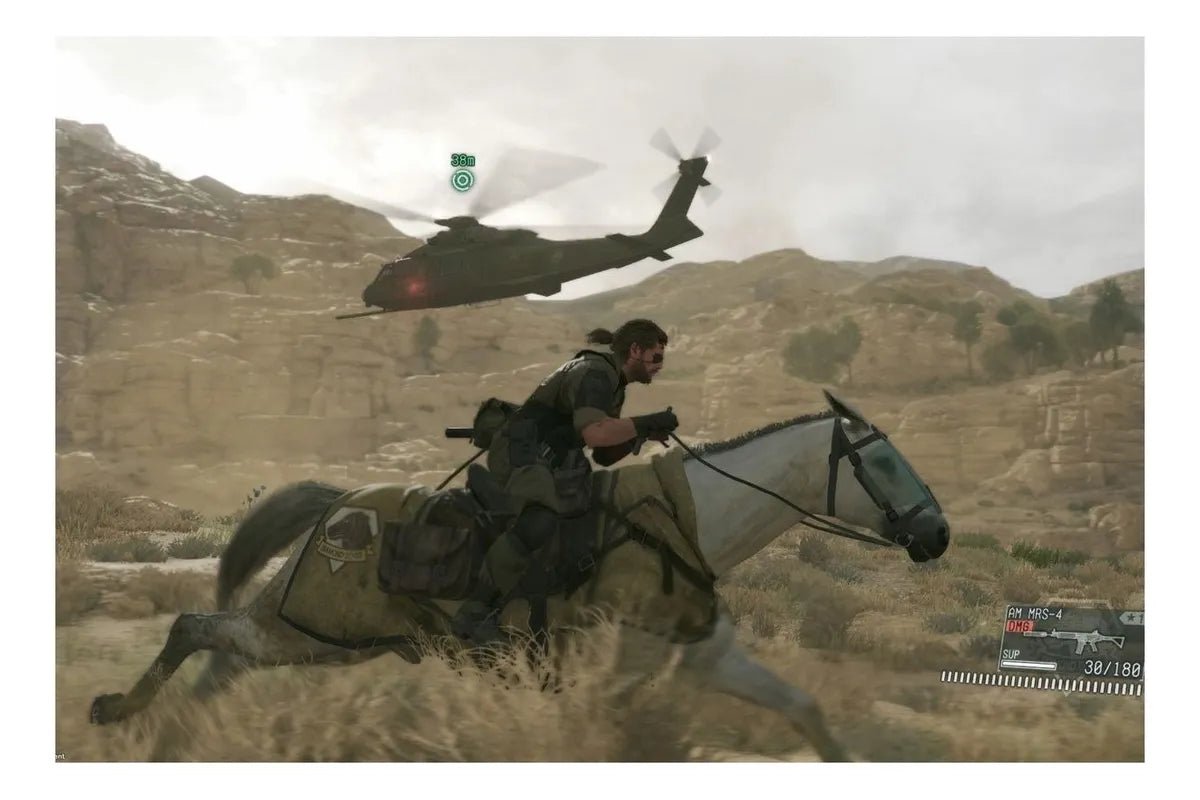 Metal Gear Solid V: The Phantom Pain Standard Edition (Físico)